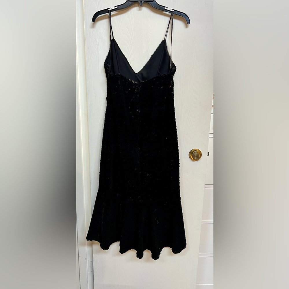 Vera Wang dress. Sequins look like snake scales.